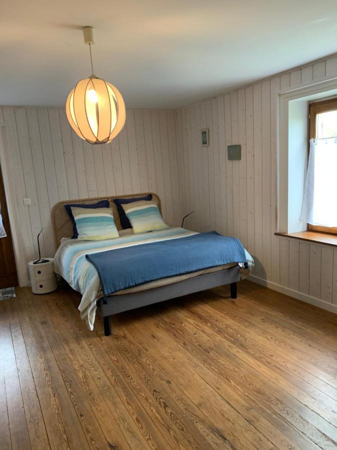 La Ferme D'Aristide Bed & Breakfast Saillenard Exterior photo