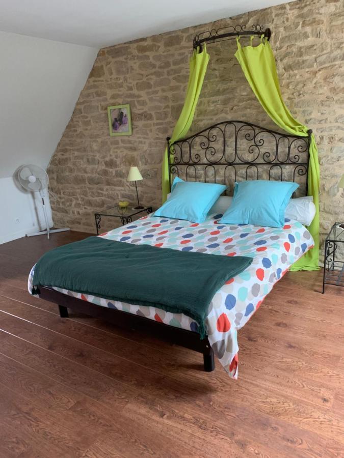 La Ferme D'Aristide Bed & Breakfast Saillenard Exterior photo