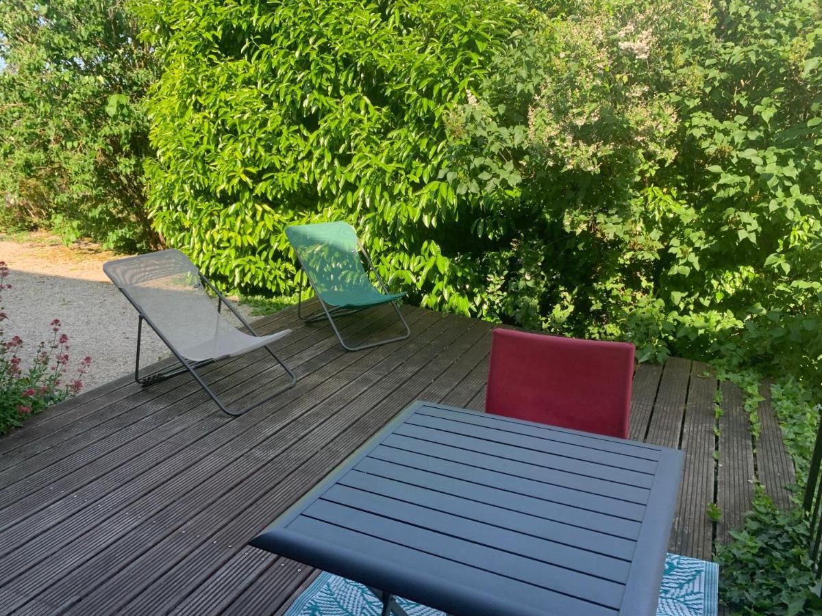 La Ferme D'Aristide Bed & Breakfast Saillenard Exterior photo