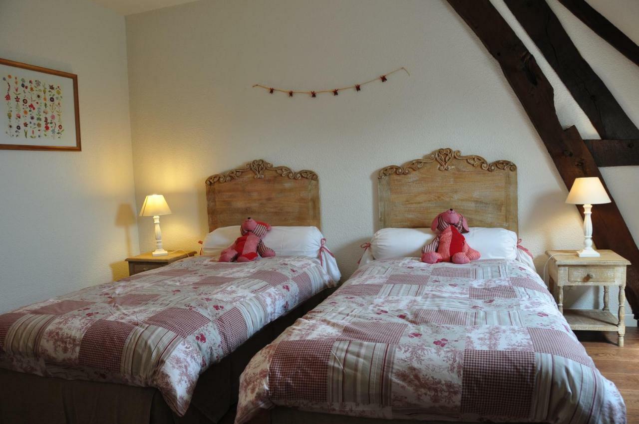 La Ferme D'Aristide Bed & Breakfast Saillenard Exterior photo