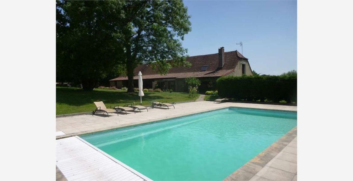 La Ferme D'Aristide Bed & Breakfast Saillenard Exterior photo